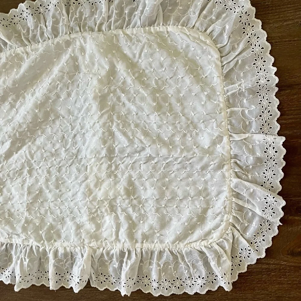 Martha Stewart White Ruffled Pillow Pair 18/22 Inches